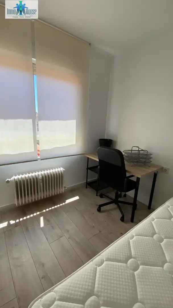 Piso de alquiler en Albacete con Aire acondicionado, Calefacción y Terraza
