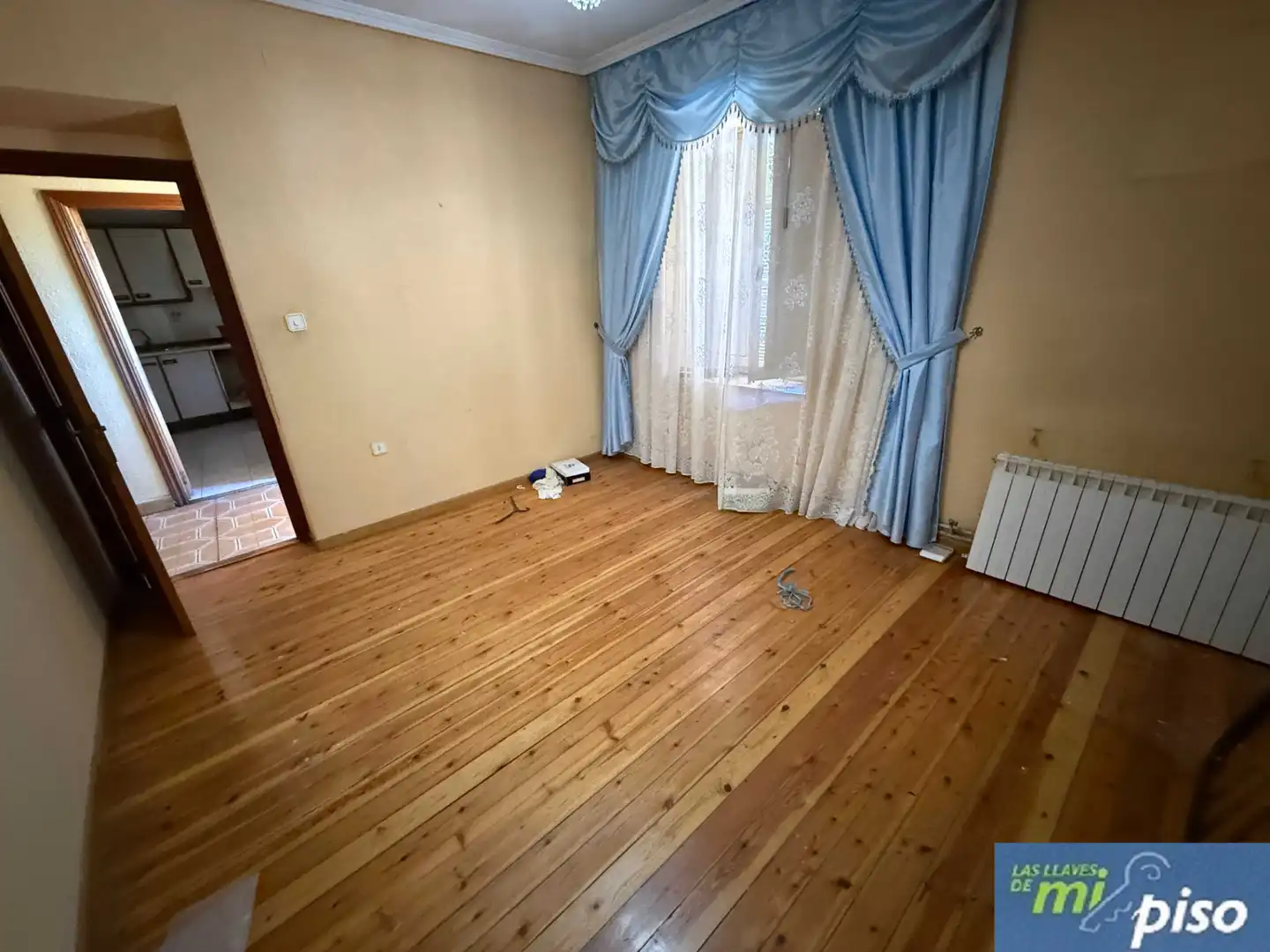Habitación de Casa o chalet en venta en Nava del Rey con Calefacción, Jardín privado y Terraza
