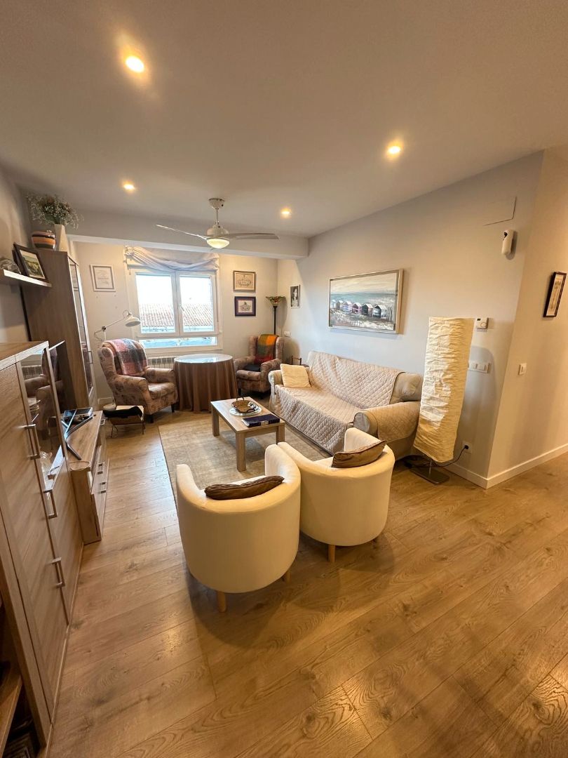 Living room of Flat for sale in  Logroño  with Heating, Terrace and Balcony
