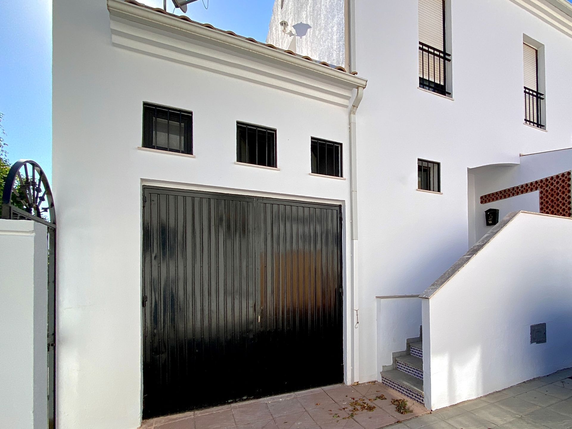 Vista exterior de Casa adosada de lloguer en Almuñécar amb Jardí privat, Terrassa i Traster