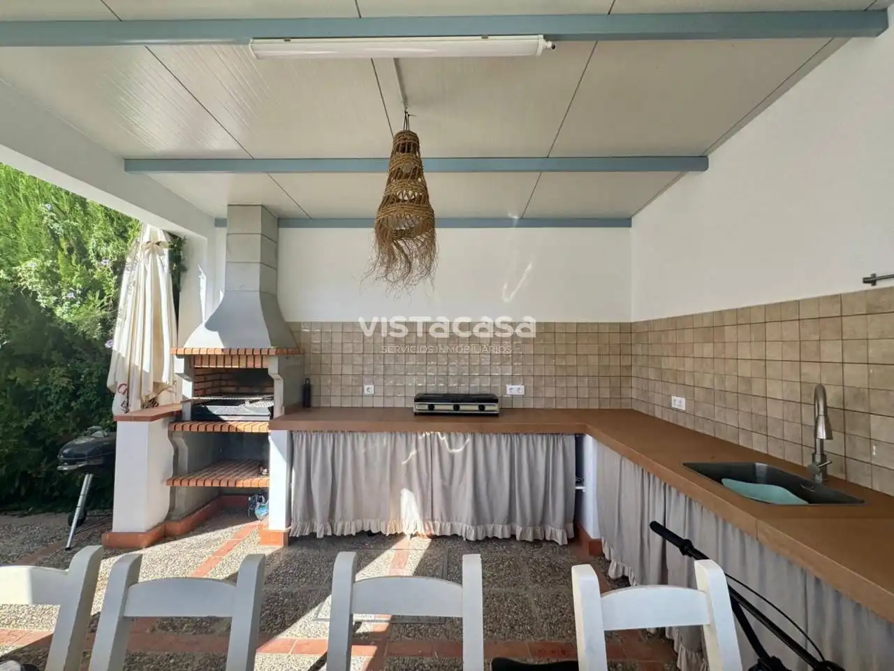Cuina de Casa o xalet de lloguer en Carmona amb Aire condicionat, Calefacció i Jardí privat