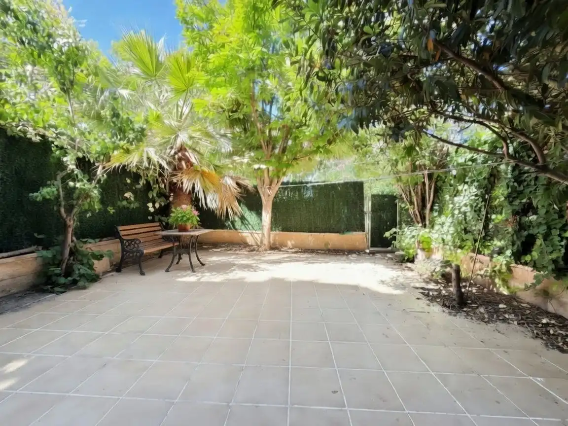 Garten von Einfamilien-Reihenhaus zum Verkauf in Rivas-Vaciamadrid mit Klimaanlage, Heizung und Privatgarten