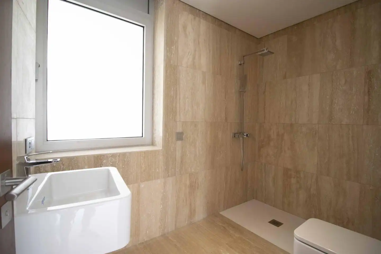 Badezimmer von Wohnung zum Verkauf in Santa Cruz de Tenerife mit Privatgarten und Terrasse