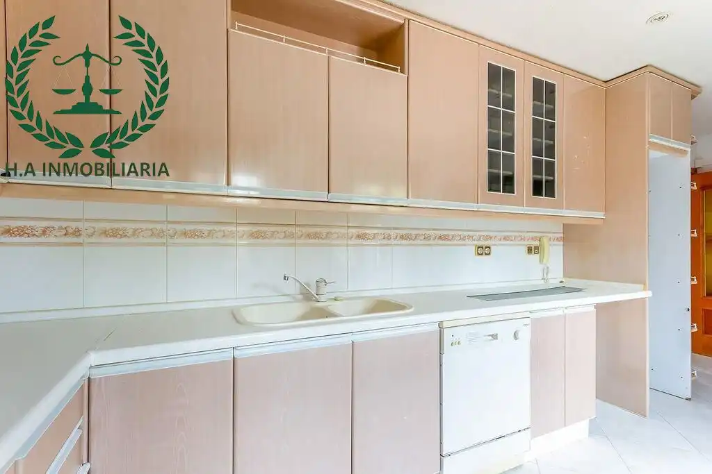 Kitchen of Houses for sale in Pedrezuela  with Air Conditioner, Heating and Terrace