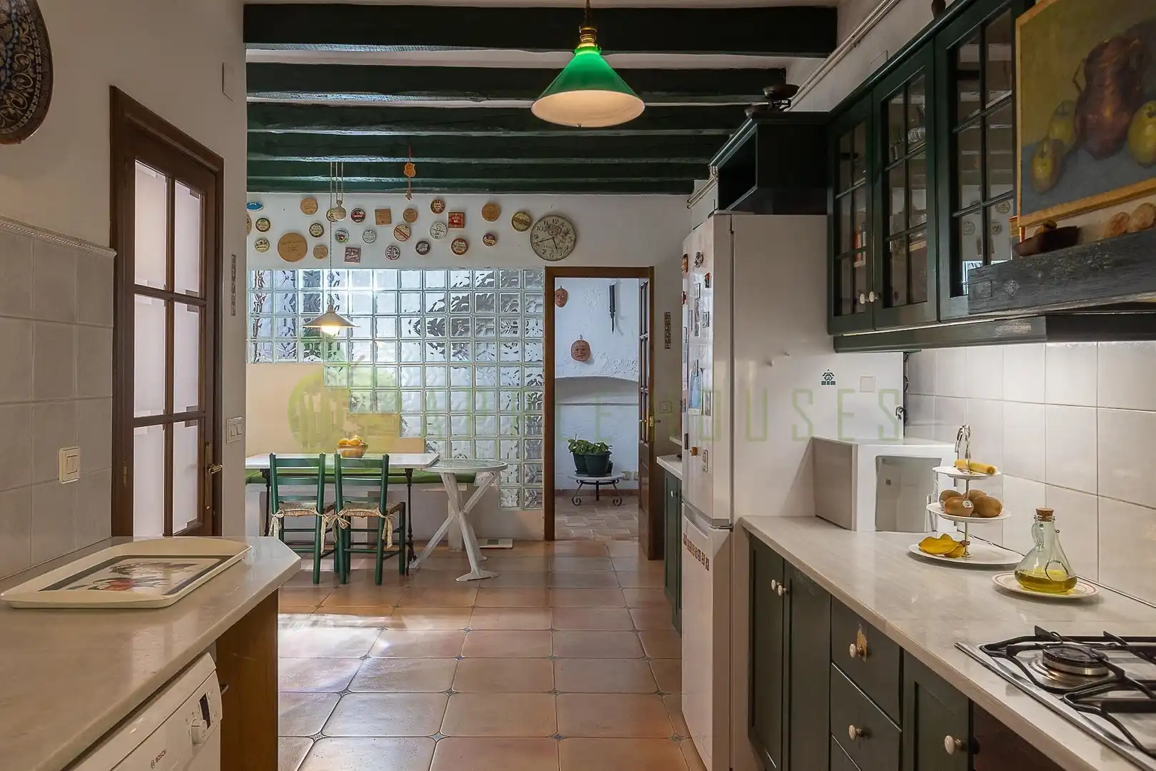 Cocina de Casa o chalet en venta en Vilanova i la Geltrú con Aire acondicionado, Calefacción y Jardín privado