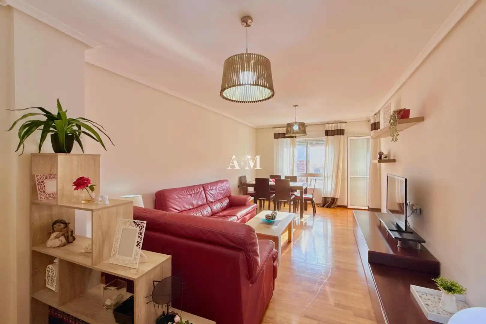 Sala d'estar de Apartament de lloguer en Torrevieja amb Aire condicionat, Calefacció i Terrassa