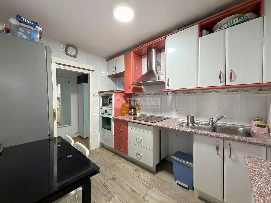 Kitchen of Flat for sale in Alcalá de Henares