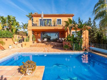 Villa con piscina in vendita a Elviria - Cabopino