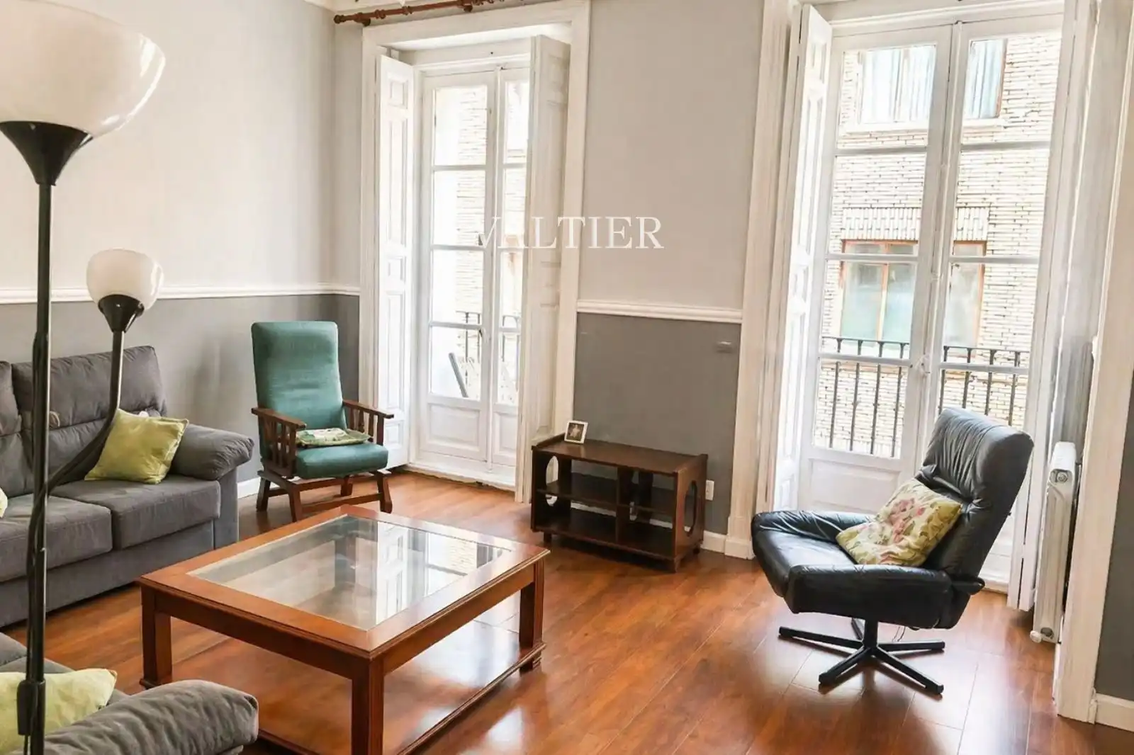 Sala d'estar de Pis de lloguer en  Madrid Capital amb Calefacció i Moblat