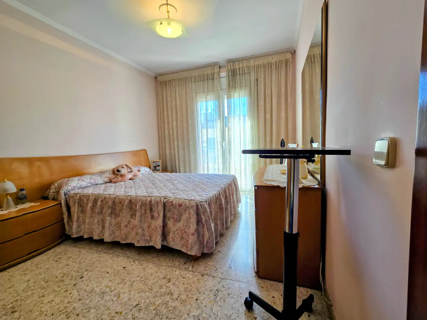 Schlafzimmer von Einfamilien-Reihenhaus zum Verkauf in Manlleu mit Heizung, Privatgarten und Terrasse