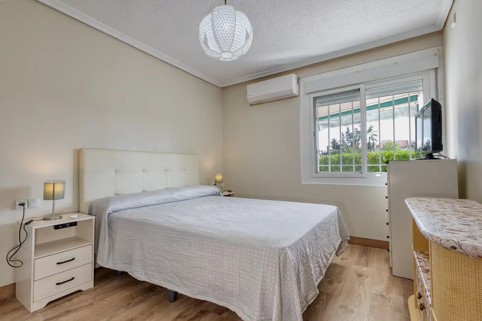 Bedroom of Flat for rent in El Campello  with Air Conditioner, Heating and Private garden