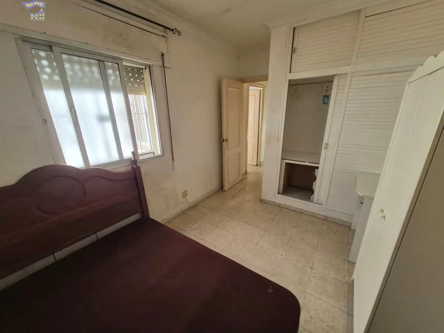 Habitación de Piso en venta en Arcos de la Frontera con Amueblado y Balcón