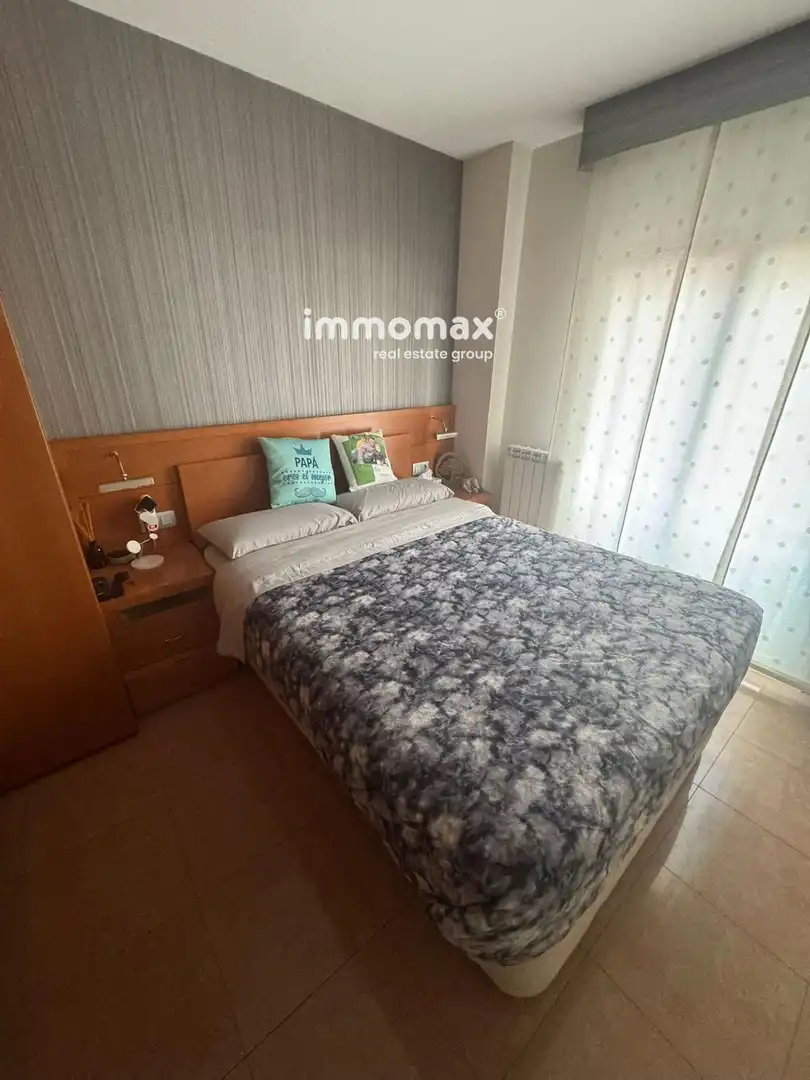 Habitación de Piso en venta en Ripollet con Aire acondicionado, Calefacción y Terraza