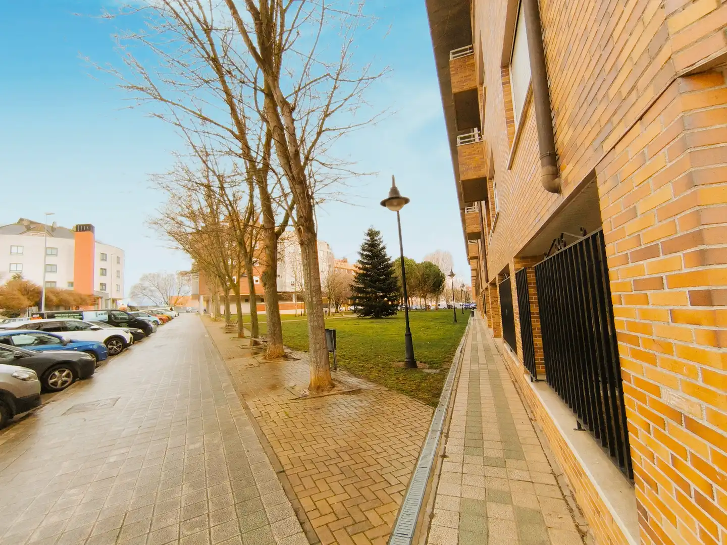 Exterior view of Commercial properties for sale in Palencia