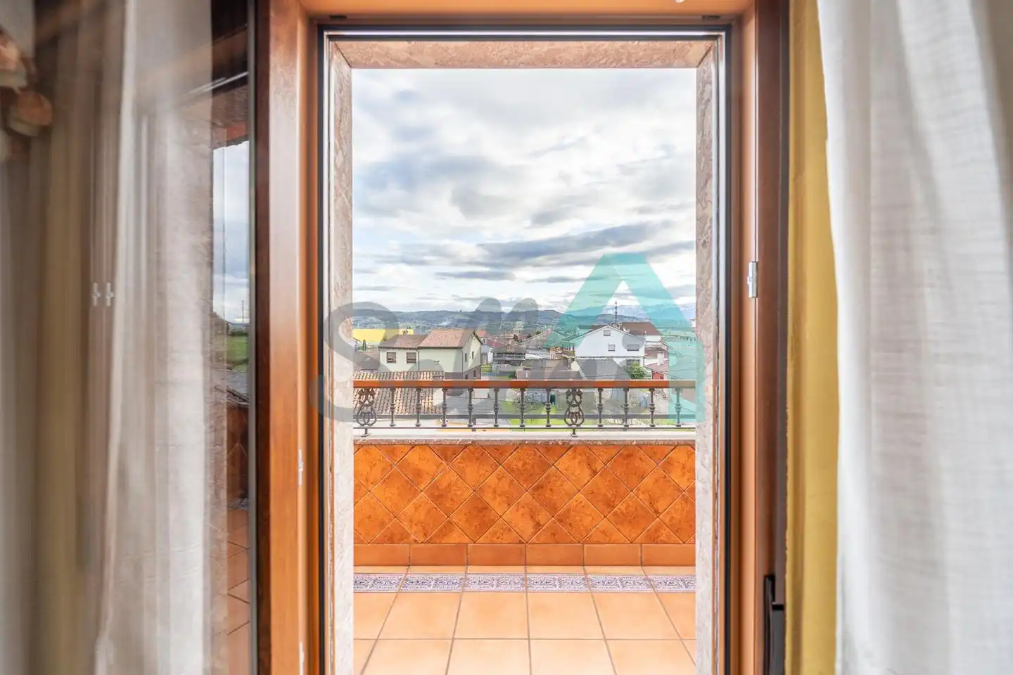 Houses for sale in Camíno De Castañéu, Viella - Granda - Meres