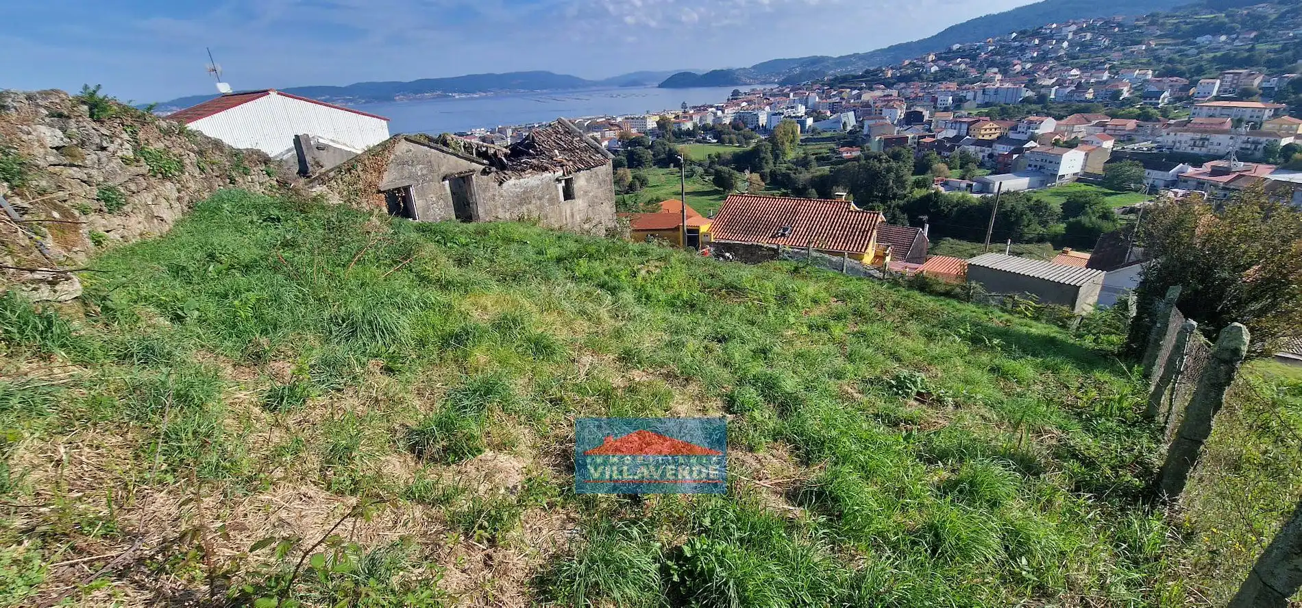 Casa adosada en venda en Bueu