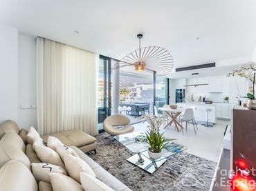 Piso con balcón en venta en Calle Paula 1