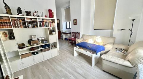 Photo 2 of Flat for sale in Calle Pacheco y Núñez de Prado, Doctor Barraquer - G. Renfe - Policlínico, Sevilla Capital
