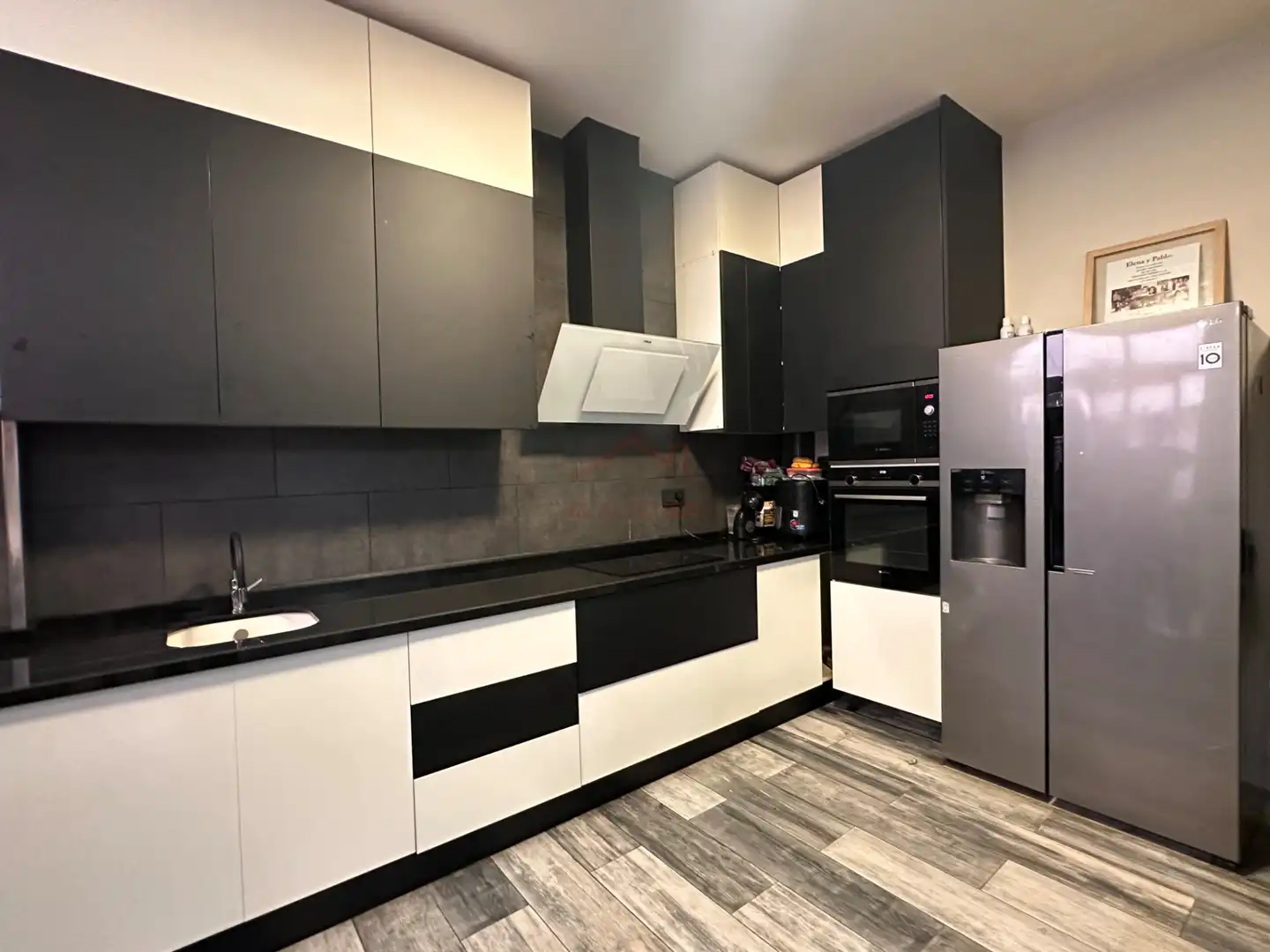 Küche von Maisonette zum Verkauf in Elche / Elx mit Klimaanlage, Terrasse und Abstellraum