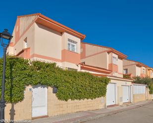 Exterior view of Single-family semi-detached for sale in Valdemorillo  with Terrace and Swimming Pool