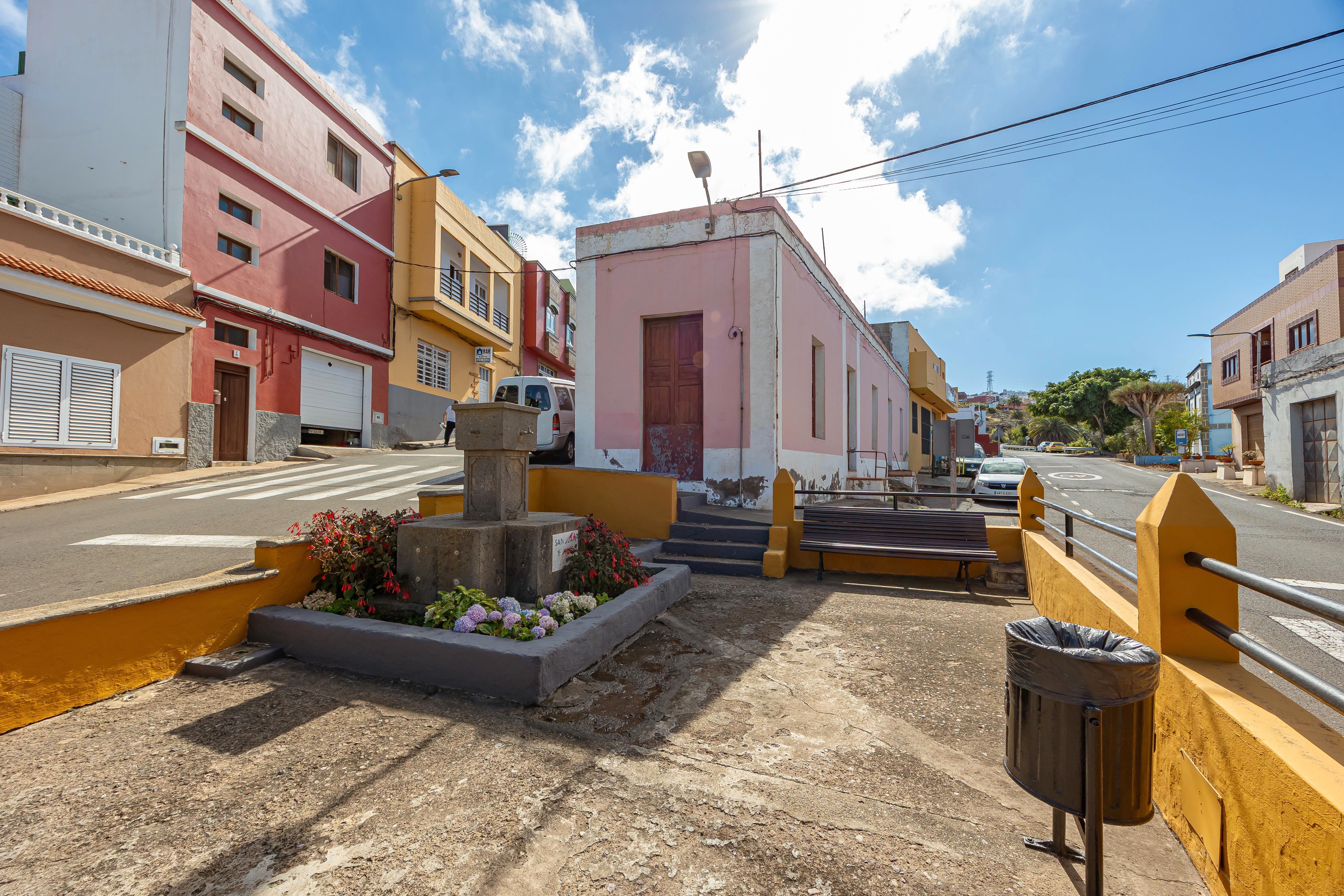 Exterior view of House or chalet for sale in Santa María de Guía de Gran Canaria  with Terrace