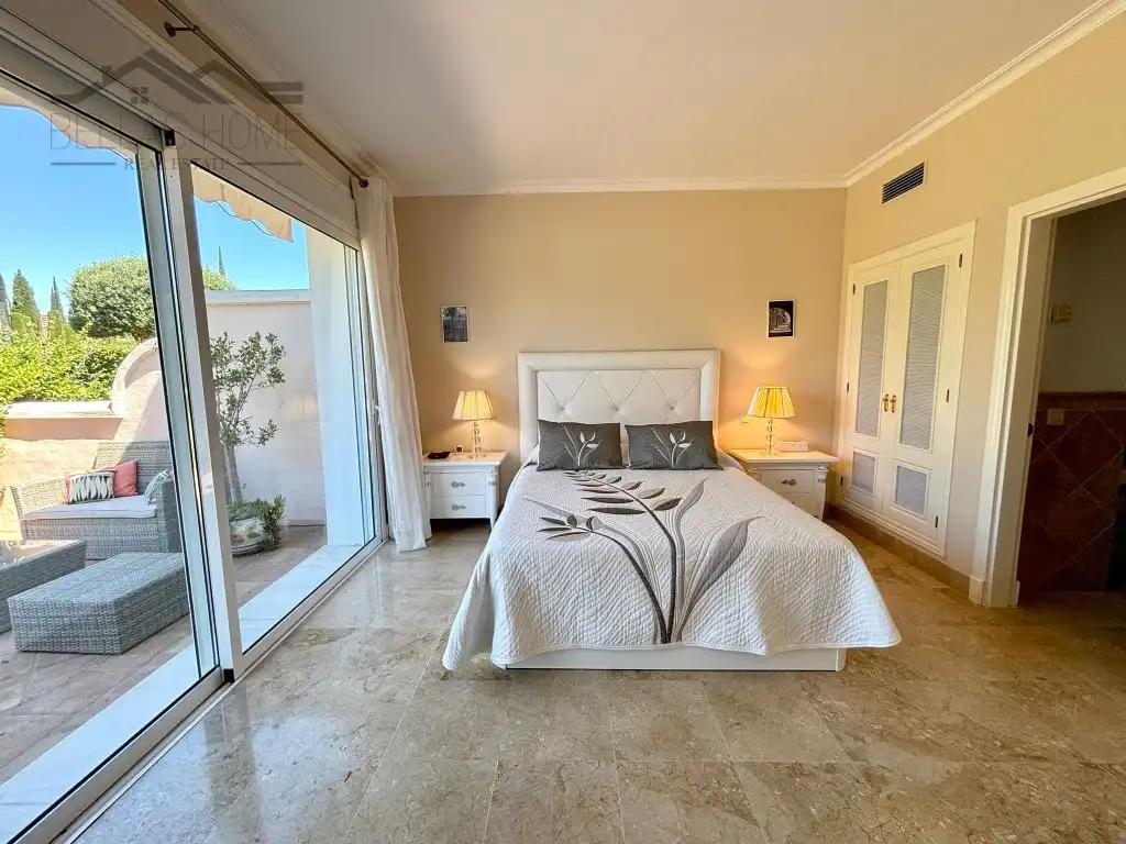 Flat for rent in Camino de Brijan, Bel - Air