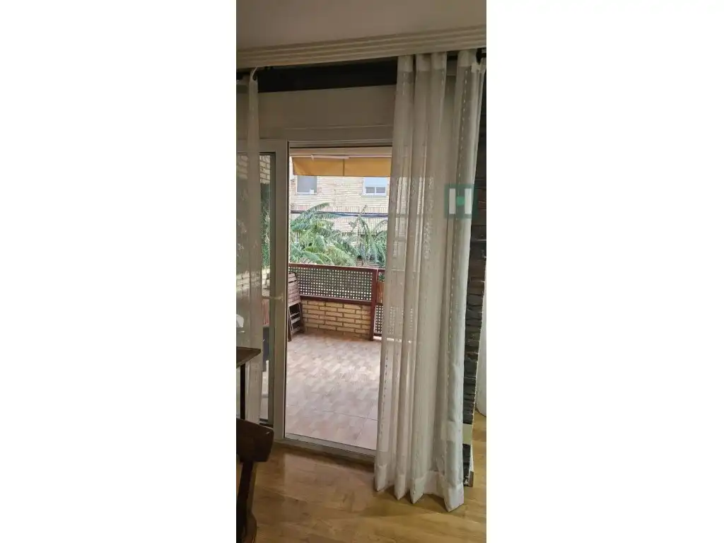 Piso en venta en Calle Ángel Bruna, Alameda