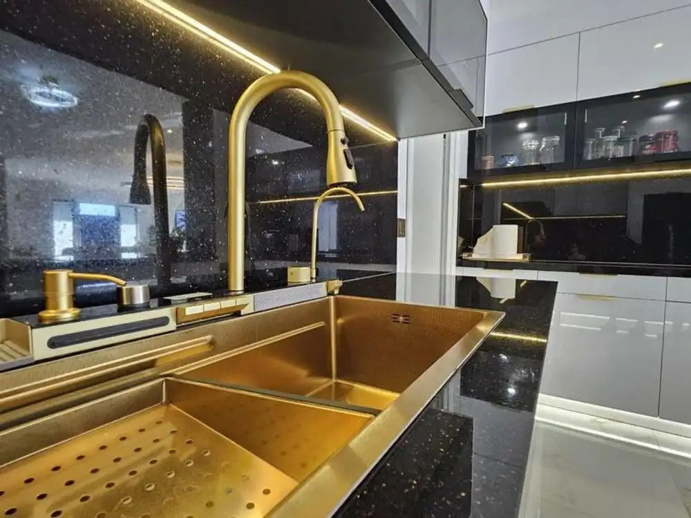 Kitchen of Houses for rent in Estepona  with Air Conditioner, Private garden and Terrace