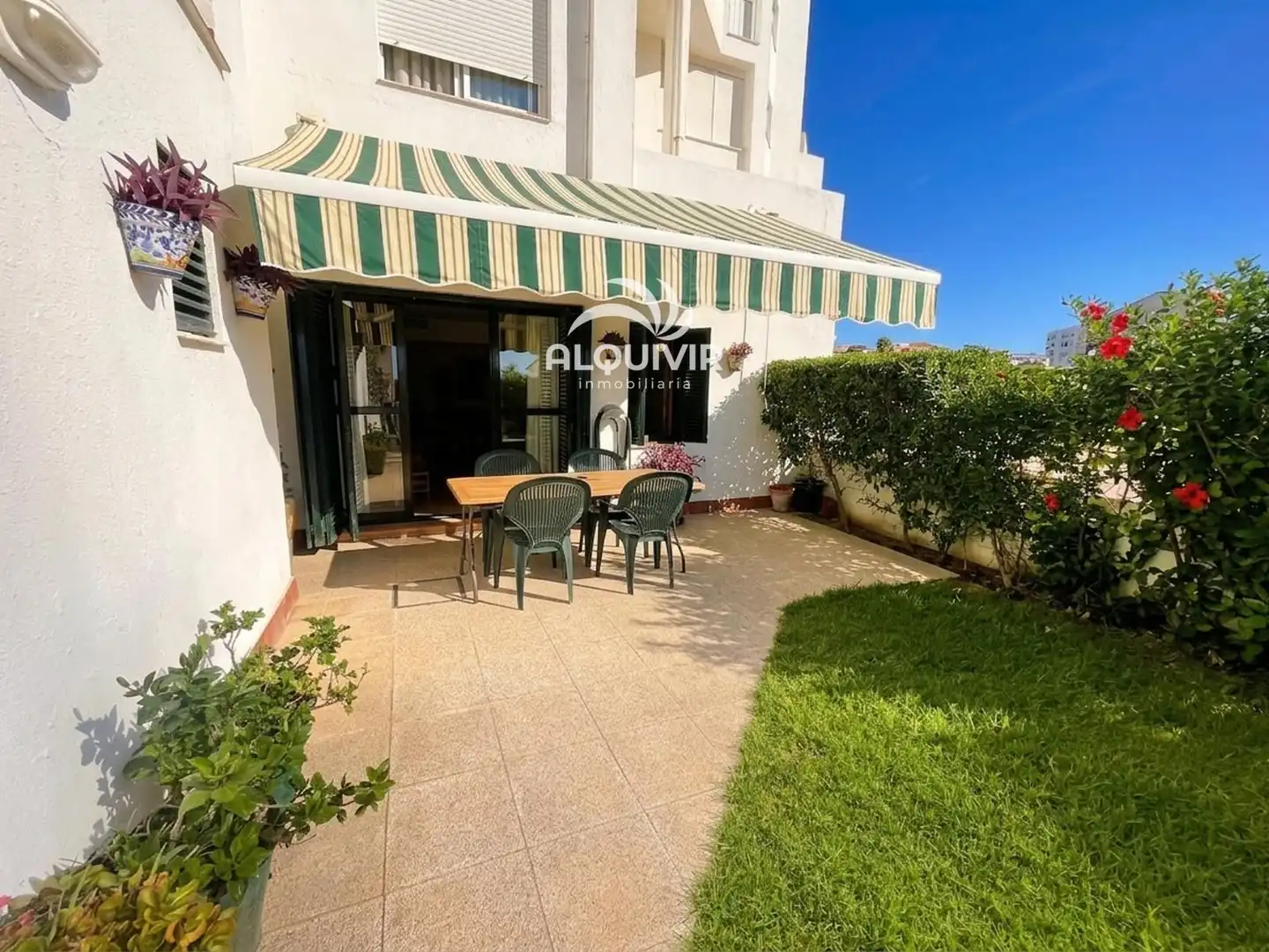 Flat with garden for sale in Matalascañas