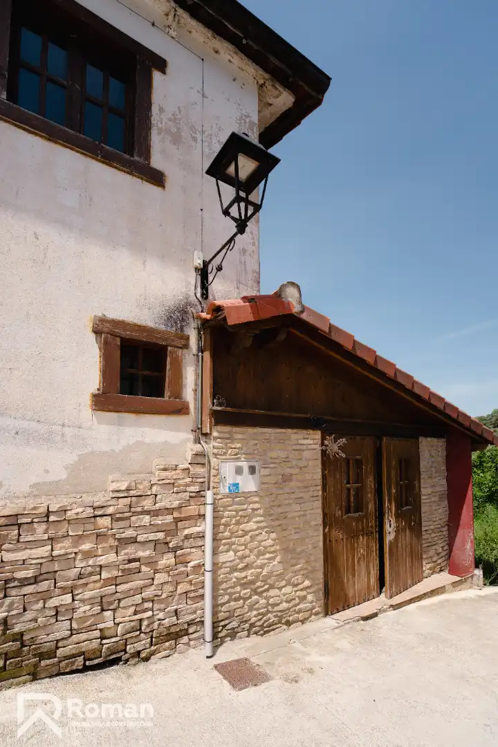 Exterior view of Houses for sale in Ezcabarte  with Furnished and Balcony