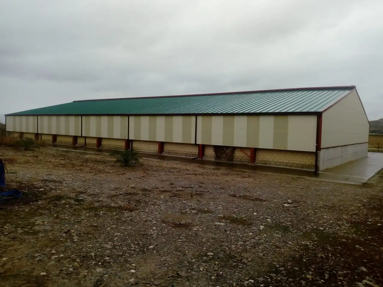 Vista exterior de Nave industrial en venta en Cuzcurrita de Río Tirón