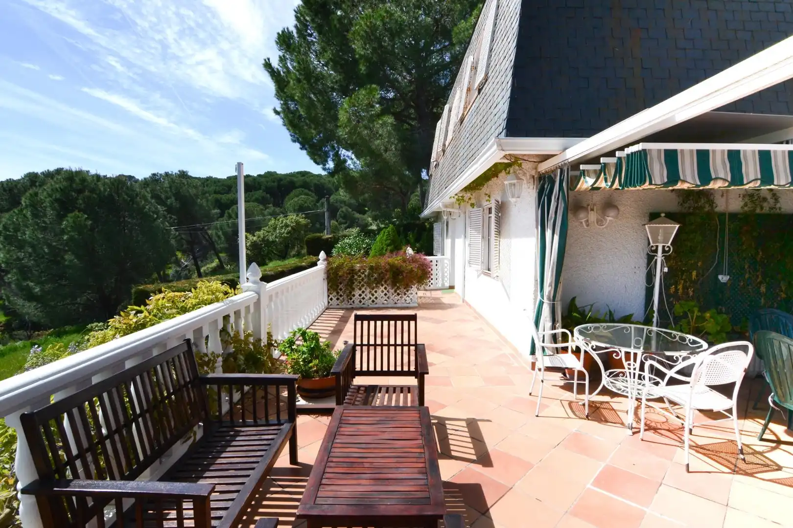 Terrassa de Casa o xalet en venda en San Martín de Valdeiglesias amb Jardí privat, Terrassa i Traster