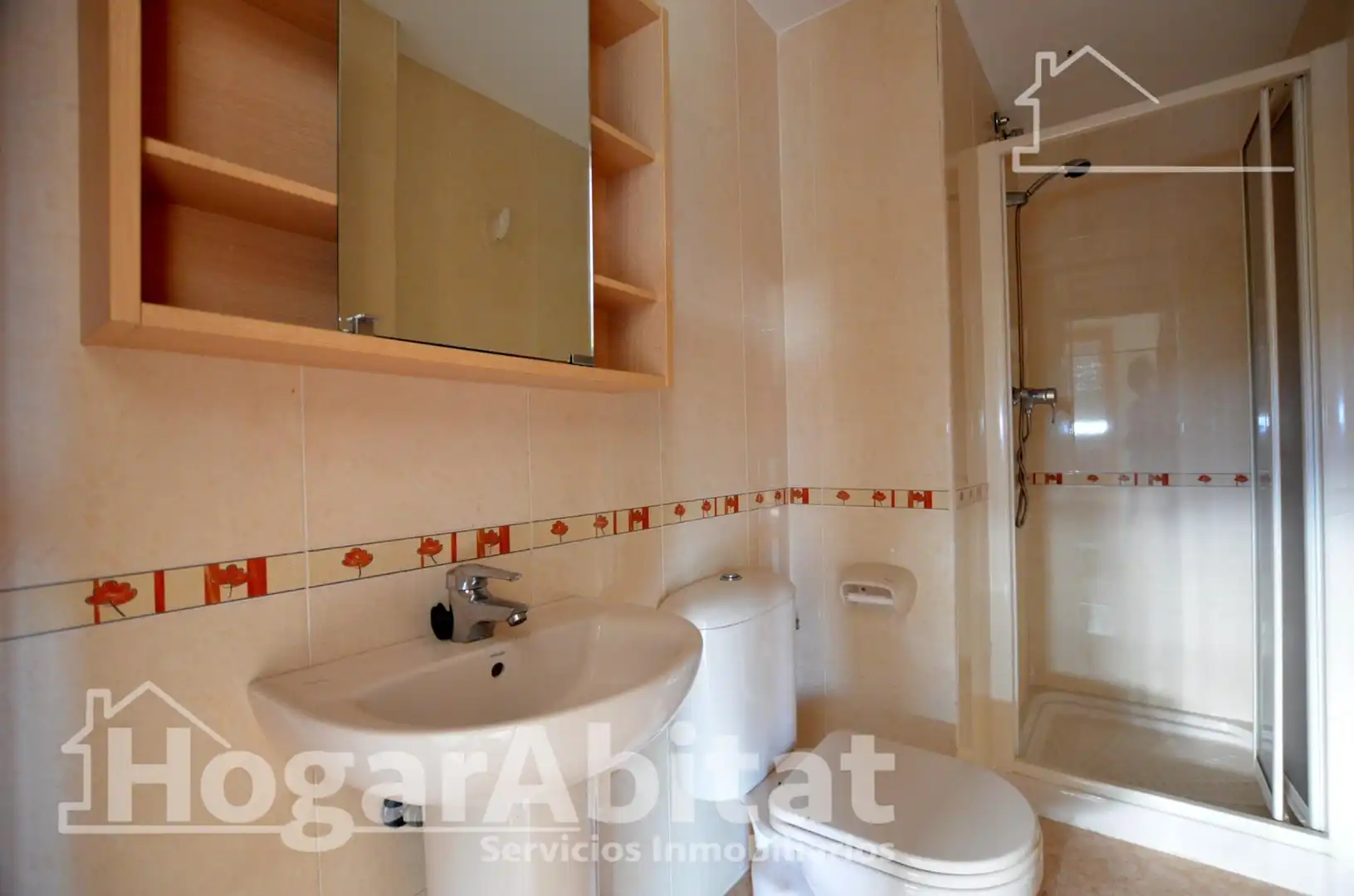 Baño de Apartamento en venta en Tavernes de la Valldigna con Terraza, Trastero y Balcón
