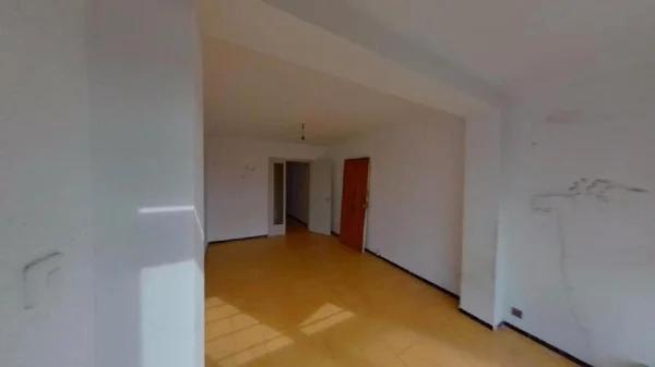 Photo 1 of Flat for sale in Carrer D'esteve Vila, Barri dels Escriptors, Girona