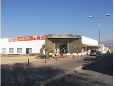 Locale commerciale in vendita a Pedrezuela