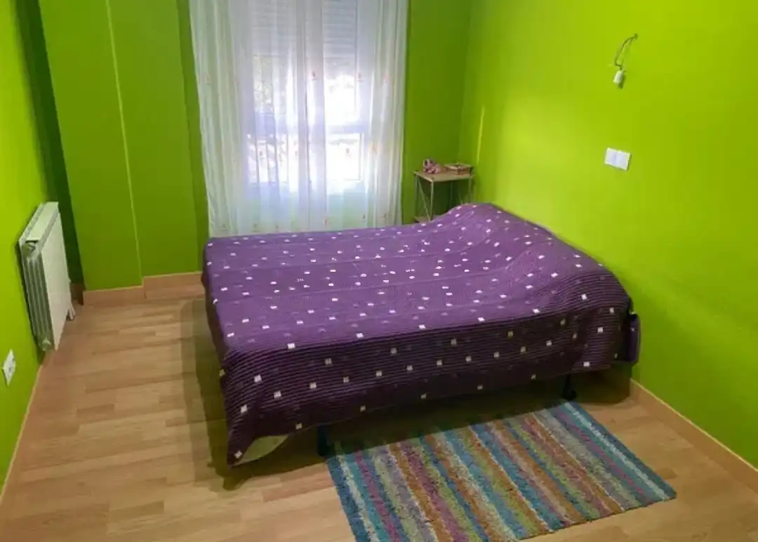 Habitación de Piso en venta en Reinosa con Calefacción y Amueblado