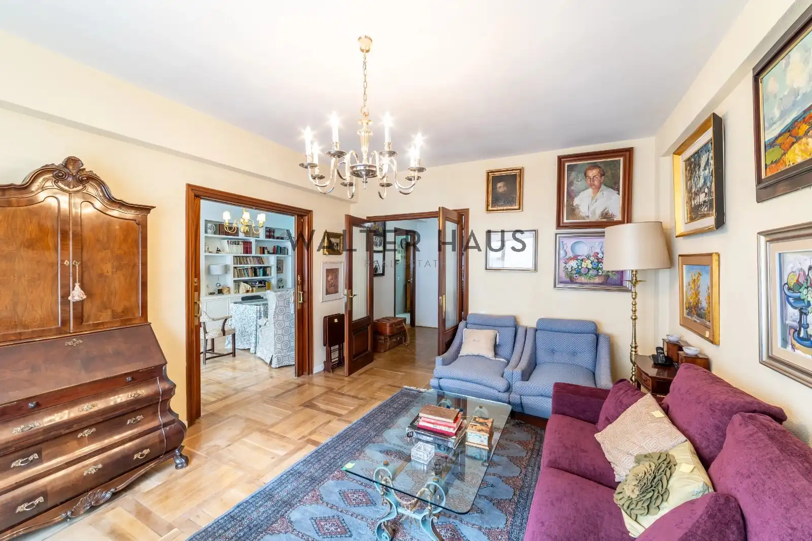 Living room of Flat for sale in Chamberí