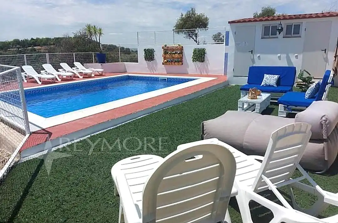 Piscina de Casa o chalet en venta en Almodóvar del Río con Aire acondicionado, Calefacción y Jardín privado