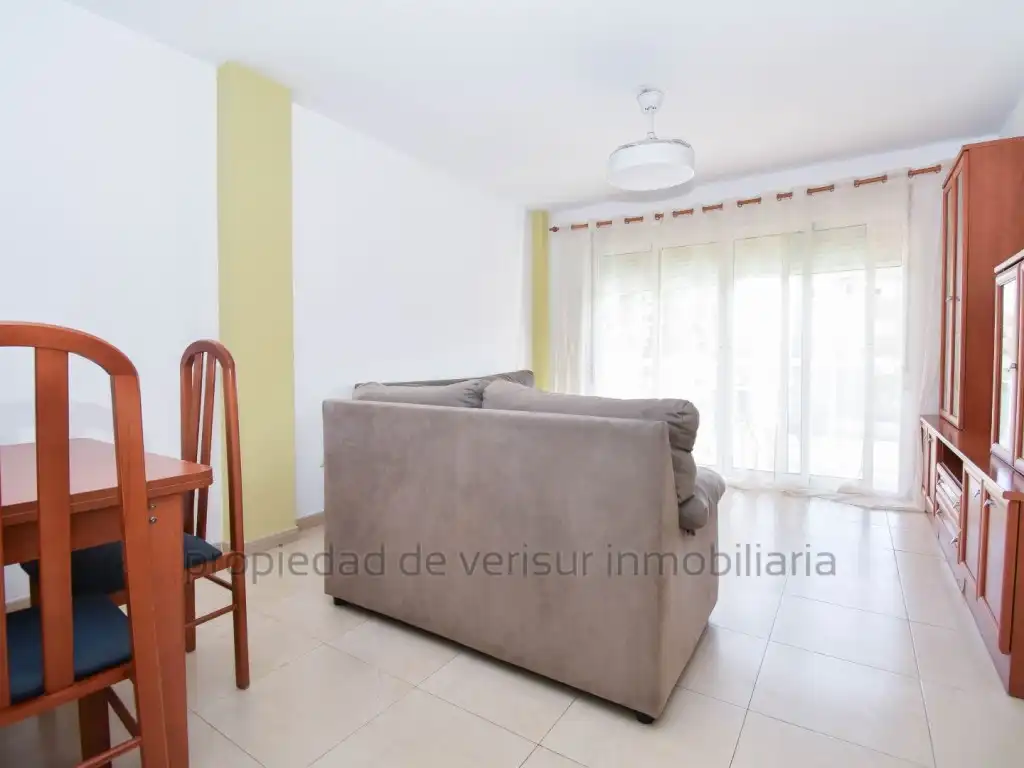 Sala d'estar de Apartament de lloguer en Águilas amb Terrassa, Piscina i Moblat