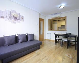 Sala d'estar de Apartament de lloguer en  Madrid Capital