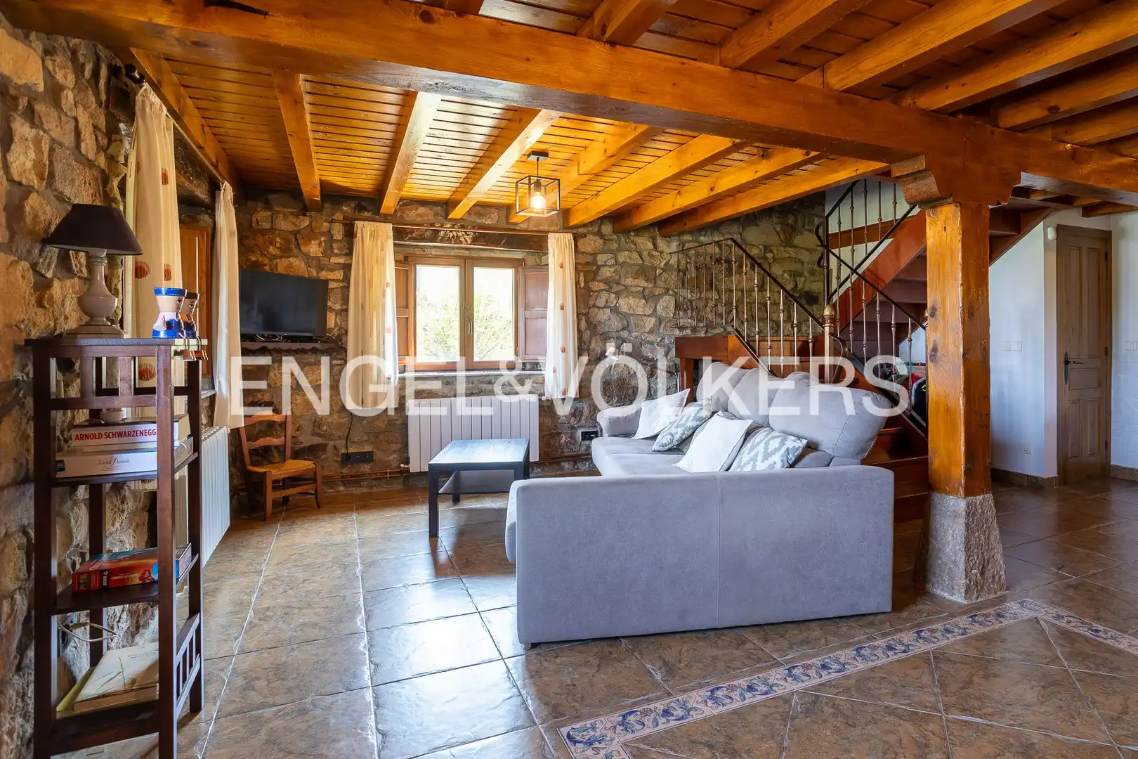 Sala de estar de Finca rústica en venta en Villacarriedo con Calefacción, Jardín privado y Terraza