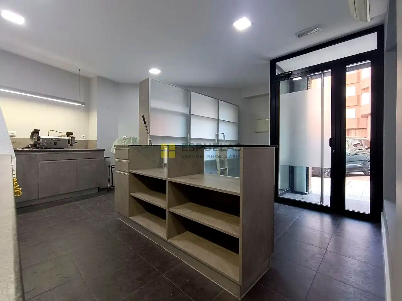 Locale commerciale in vendita a Calle Pablo Neruda 10, imagen 4