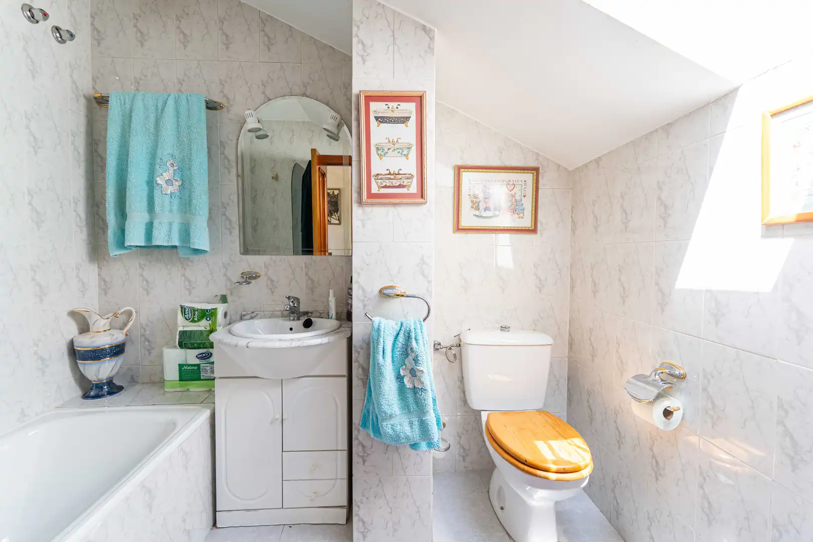 Baño de Ático en venta en Alpedrete con Calefacción, Terraza y Amueblado