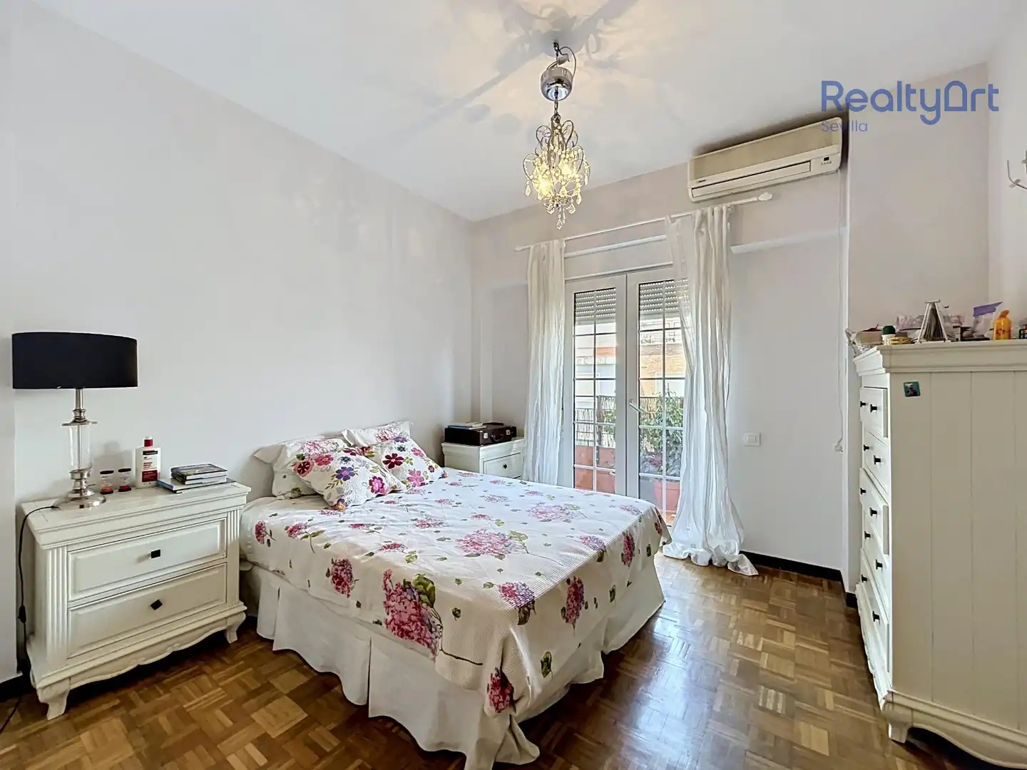 Habitación de Piso en venta en Sevilla con Aire acondicionado, Parquet y Terraza