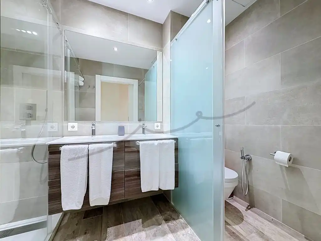 Badezimmer von Wohnungen zur Miete in Canillo mit Möbliert