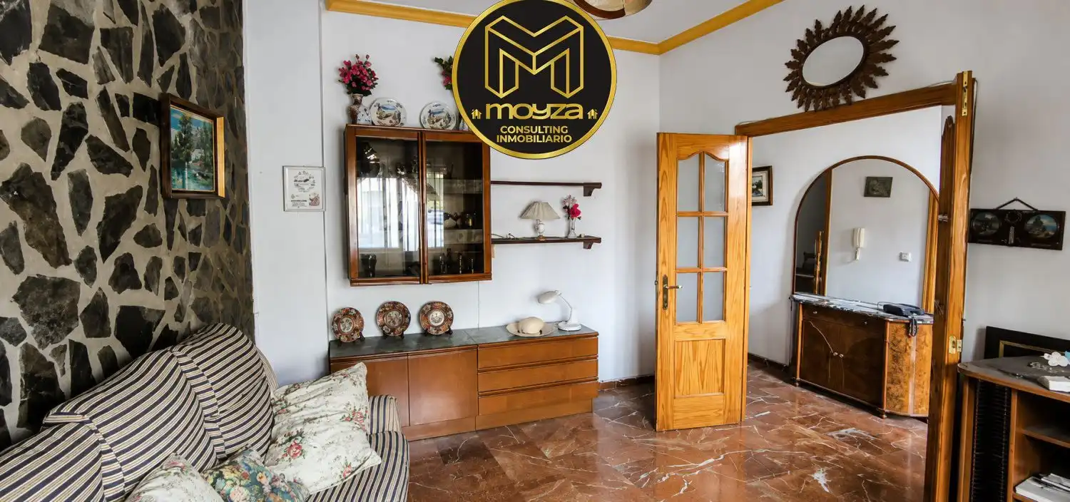 Haus mit Balkon zum Verkauf in Úbeda, imagen 3