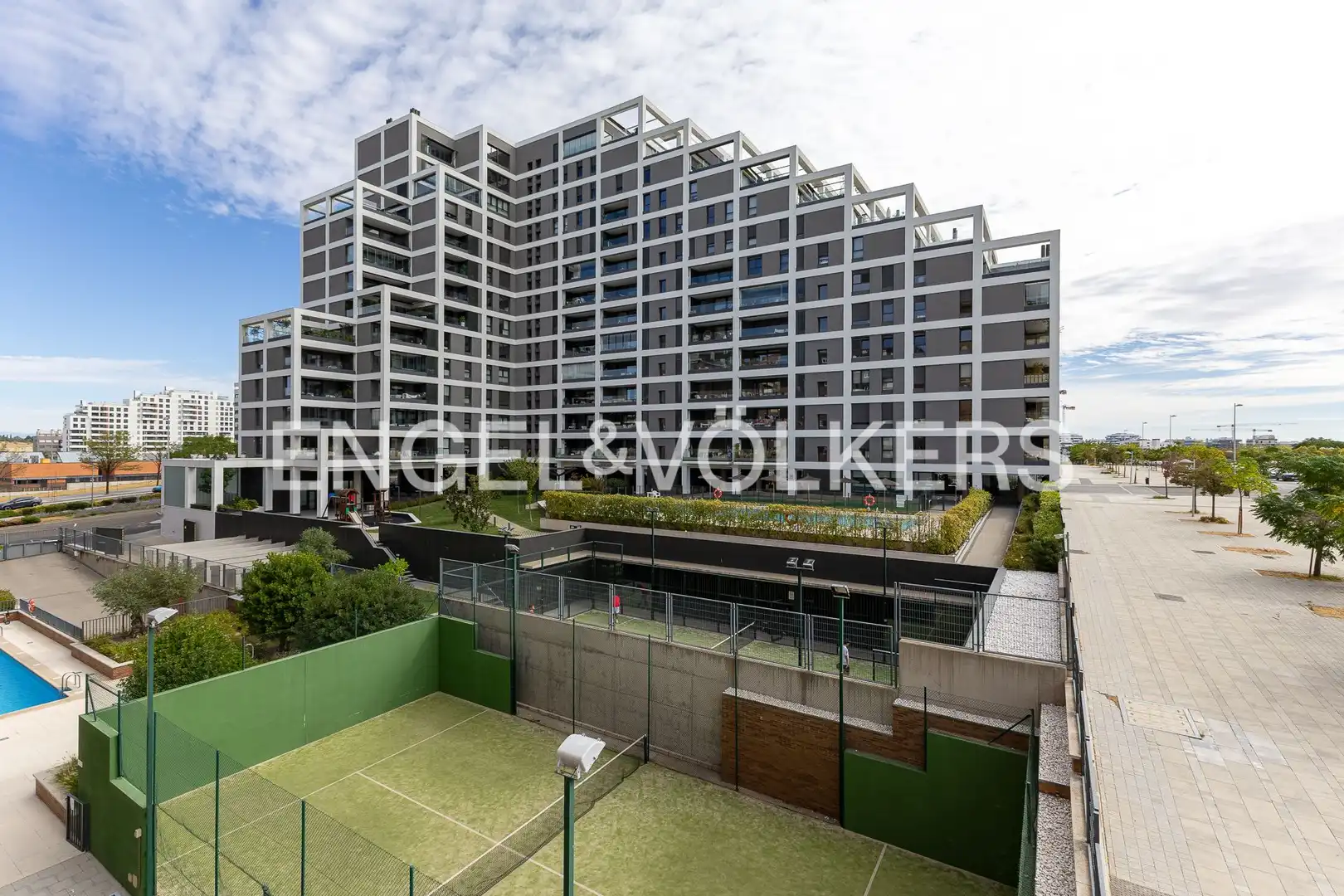 Exterior view of Flat for rent in Hortaleza