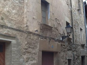 Casa aparellada en venda a C/ Portal