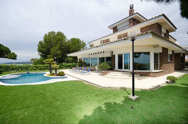 Casa-chalet en Venta en Avinguda de la Galera en Els Munts