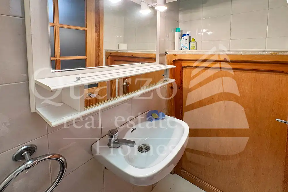 Bany de Casa o xalet en venda en Ayora amb Calefacció, Terrassa i Traster